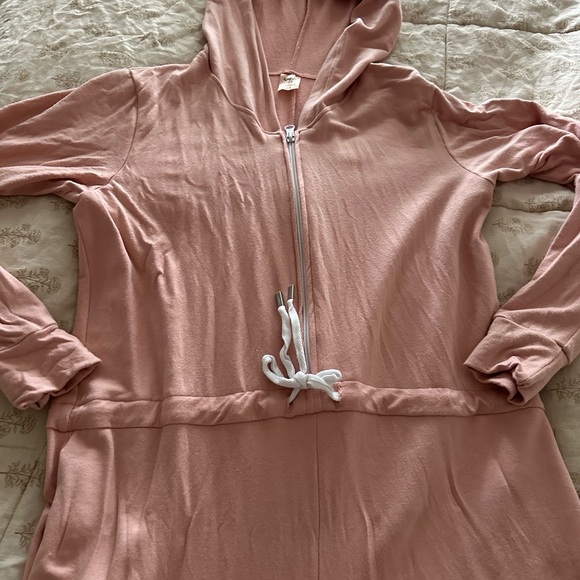 Jillian Harris x Smash and Tess Pink Romper - Picture 6 of 10